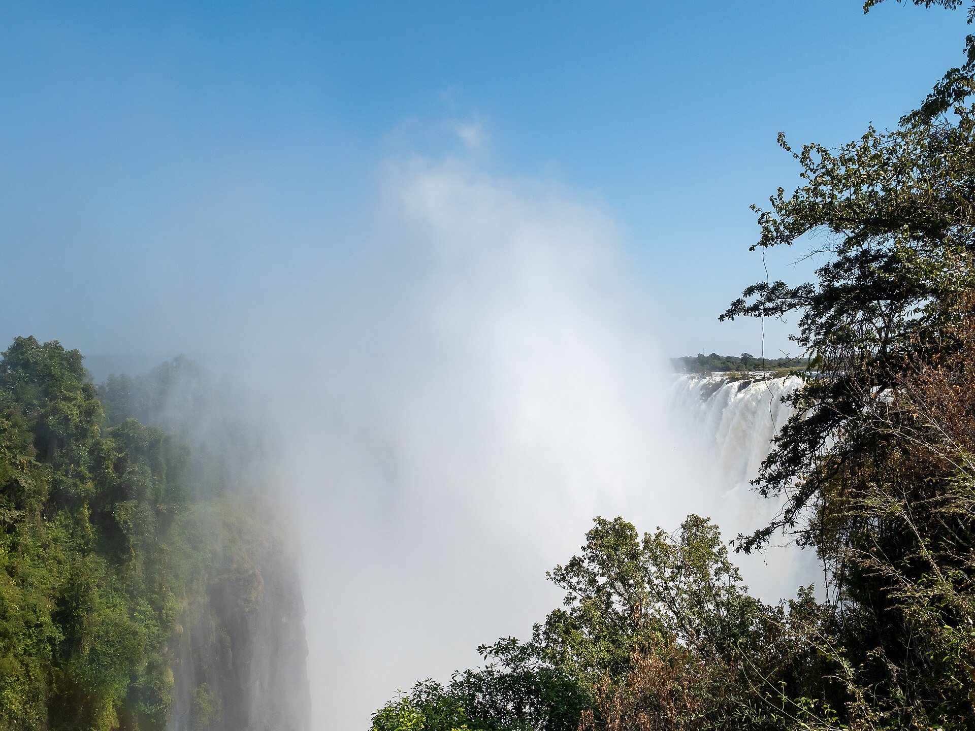 La colonne de brume côté zambien